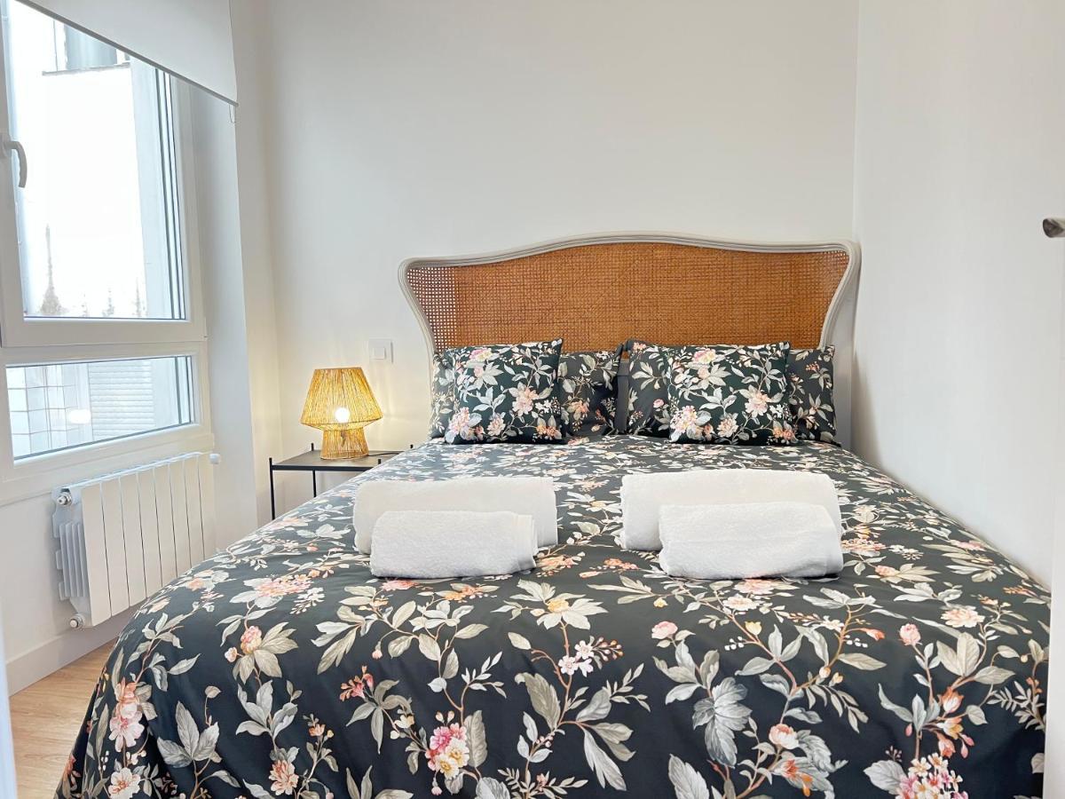 Ansar Suite Torrelavega Exteriér fotografie
