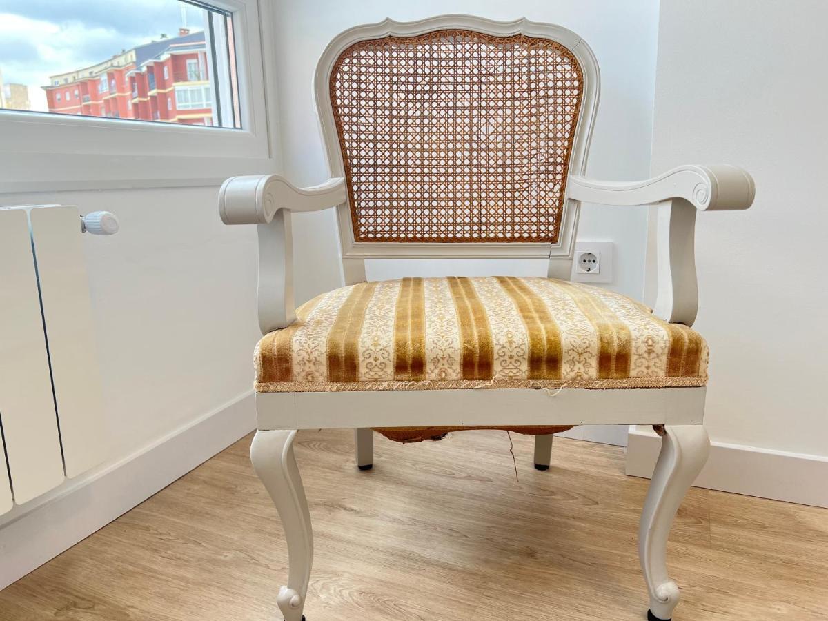 Ansar Suite Torrelavega Exteriér fotografie