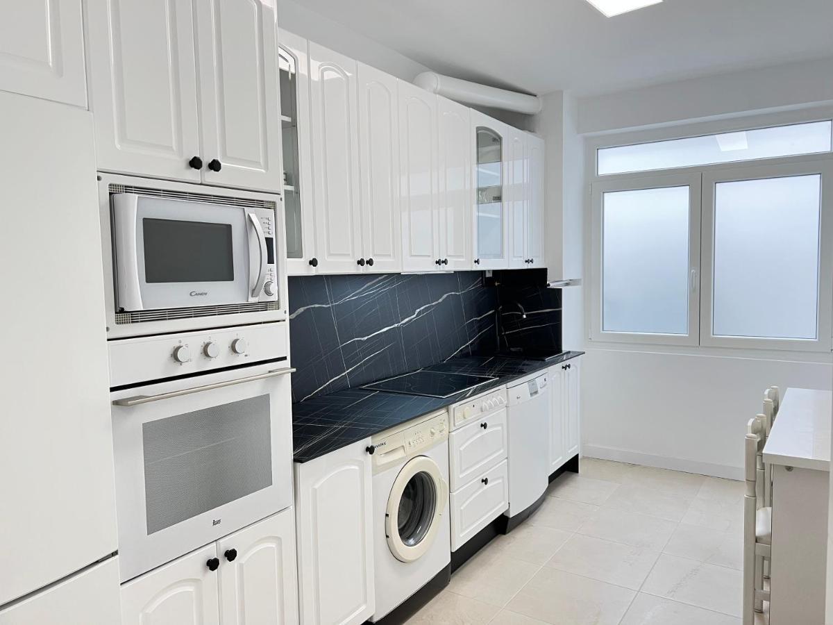 Ansar Suite Torrelavega Exteriér fotografie