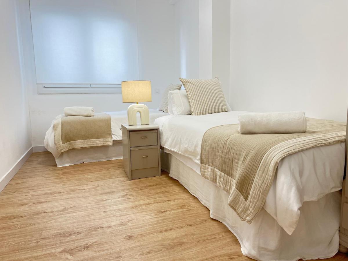 Ansar Suite Torrelavega Exteriér fotografie