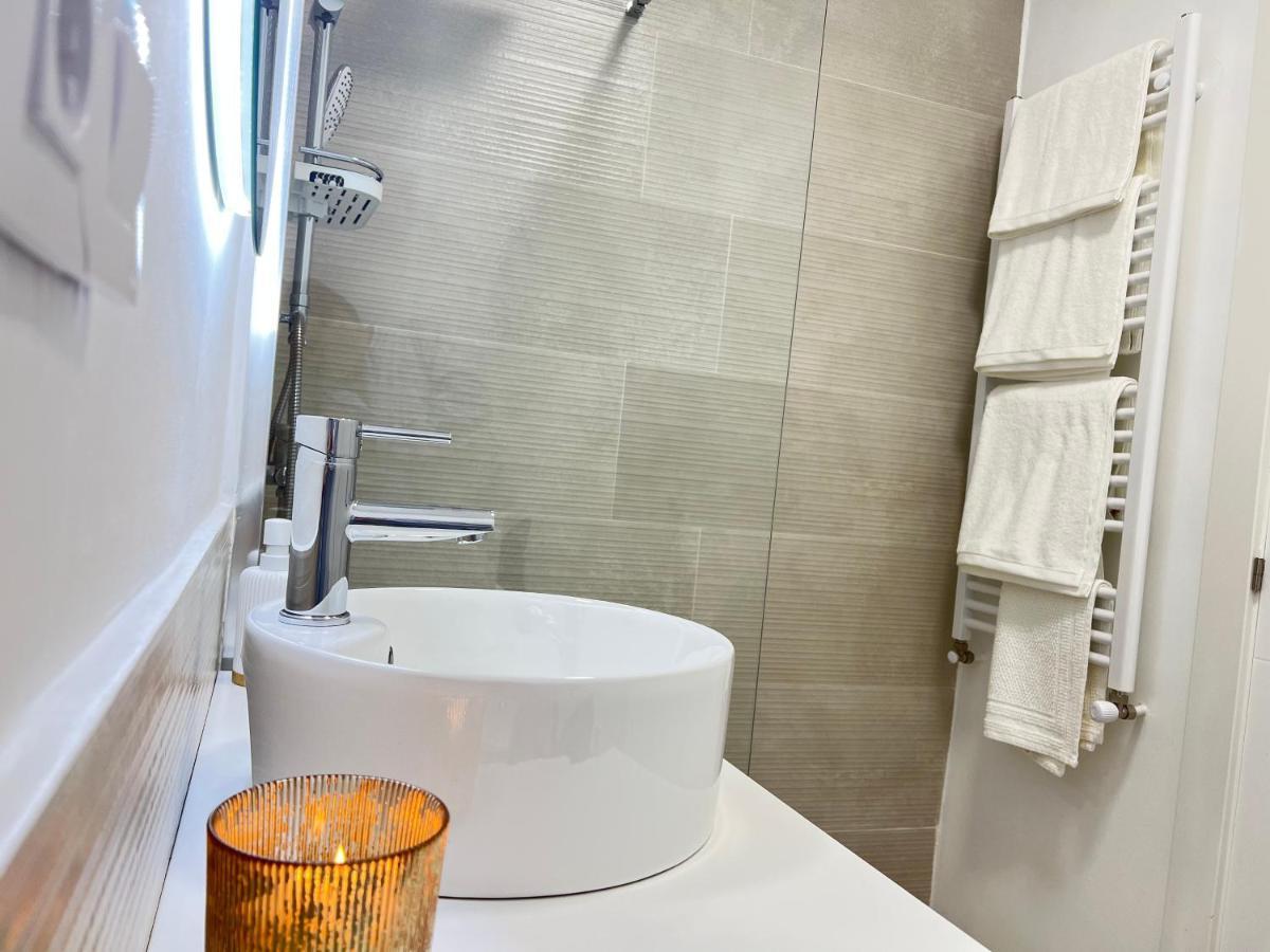 Ansar Suite Torrelavega Exteriér fotografie