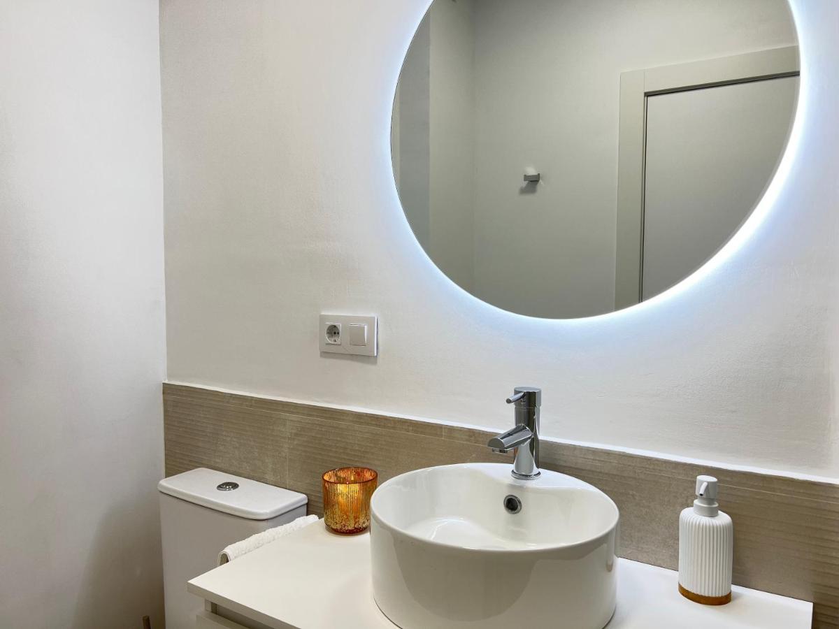 Ansar Suite Torrelavega Exteriér fotografie