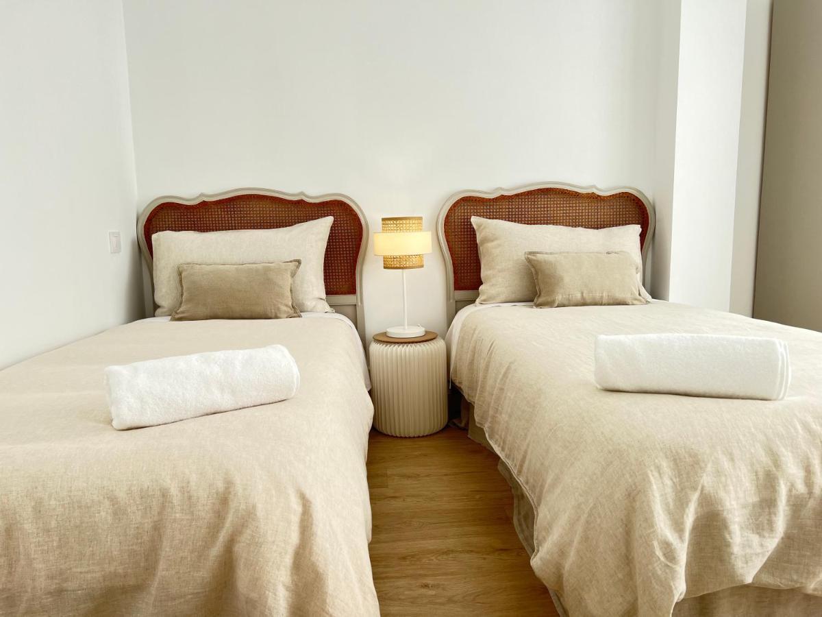 Ansar Suite Torrelavega Exteriér fotografie