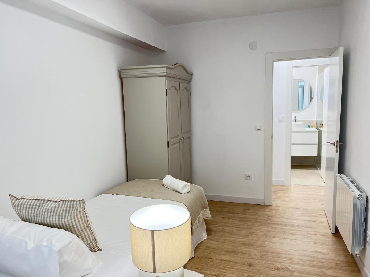 Ansar Suite Torrelavega Exteriér fotografie
