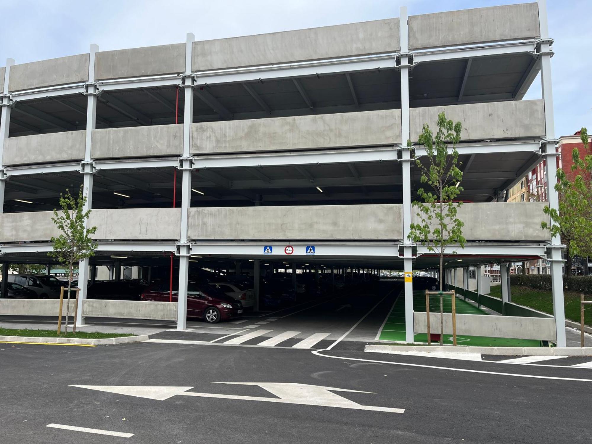Ansar Suite Torrelavega Exteriér fotografie